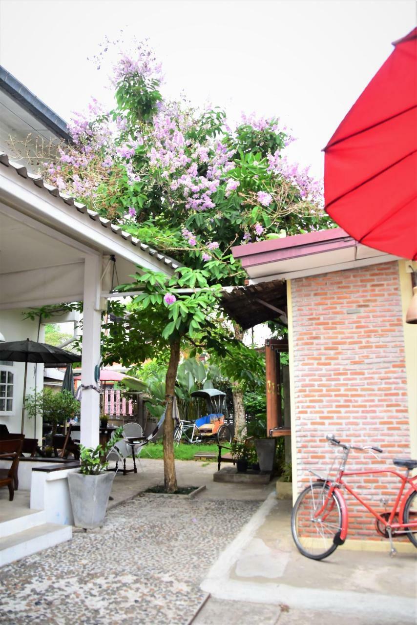 Baan Rare Guesthouse Udon Thani Exterior foto