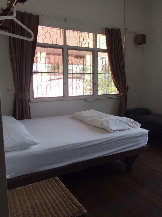Baan Rare Guesthouse Udon Thani Exterior foto